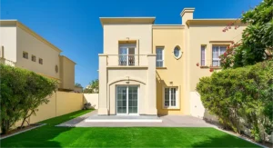 Professional house wall painting service